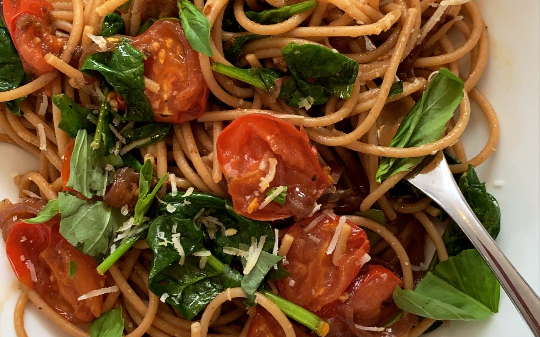 Caramelised Onion & Garlic Pasta with Spinach